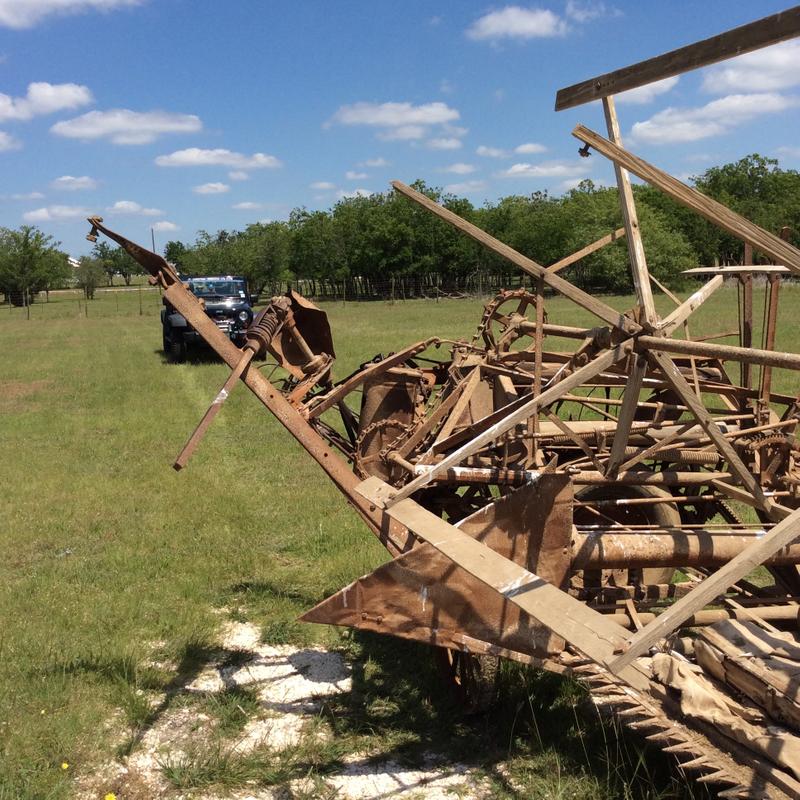 John Deere Hay Binder for sale in Cleburne, TX 5miles Buy and Sell