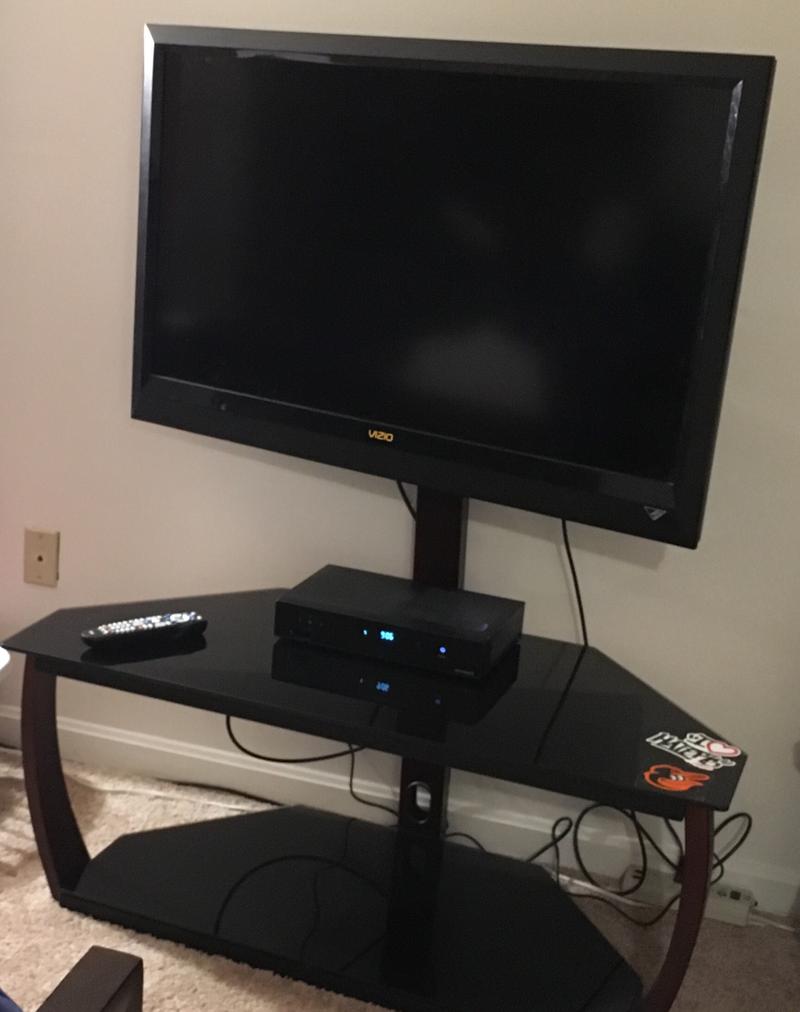 42" Vizio Tv with stand for sale in Glen Burnie, MD 5miles Buy and Sell