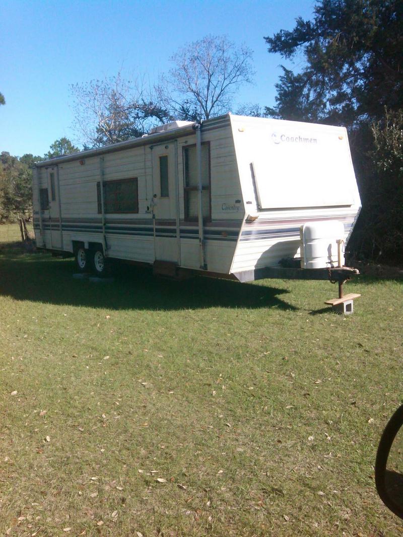 1987 Coachman Coventry Travel Trailer. Bumper Pull. Good Condition