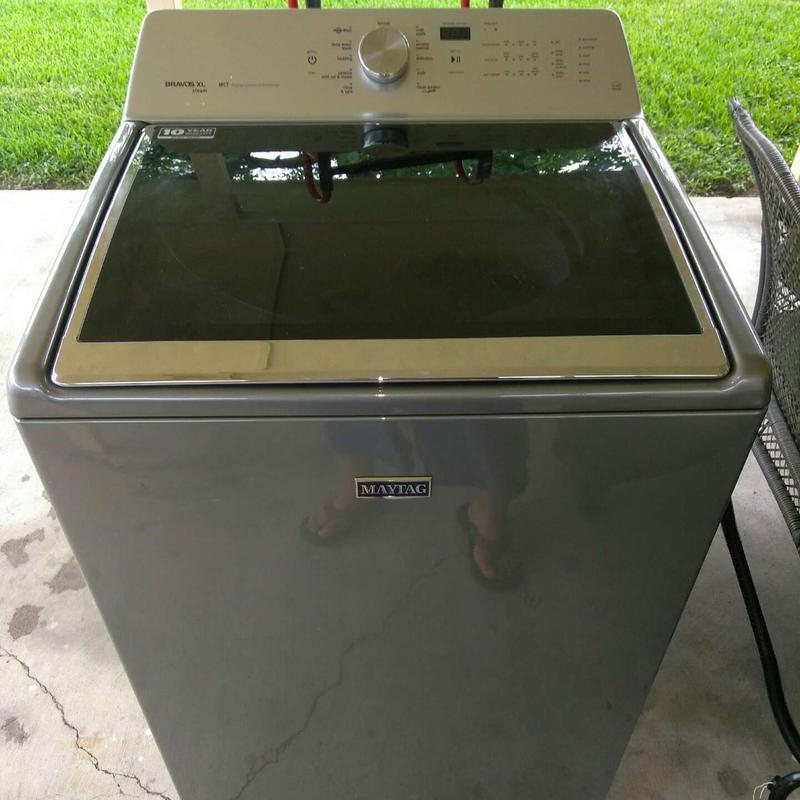 Maytag bravos xl grey for sale in Victoria, TX 5miles Buy and Sell