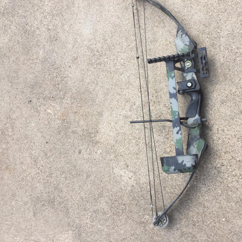 PSE StradicFlite Bow for sale in Bedford, TX 5miles Buy and Sell