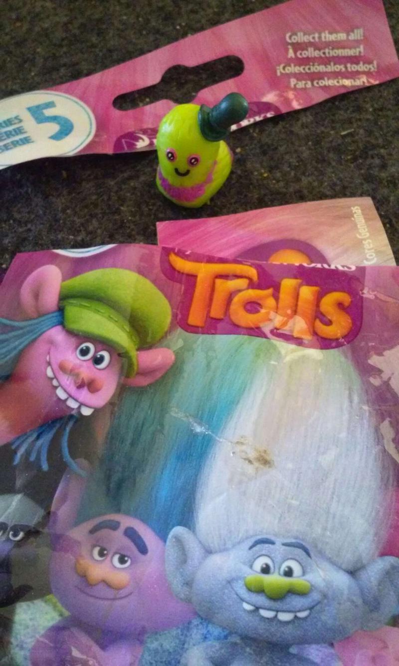trolls mr dinkles toy