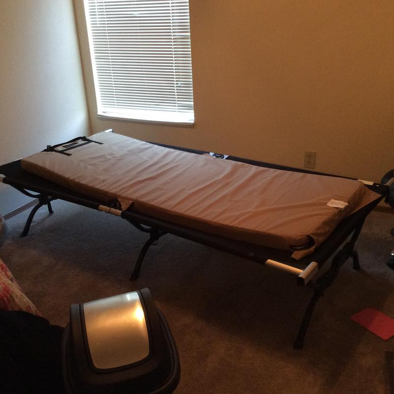 Cabelas camping cot with pad for sale in Wichita, KS 5miles Buy and Sell