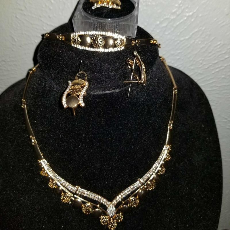 Luxury Gold Plated Jewelry Set for sale in Lewisville, TX 5miles Buy