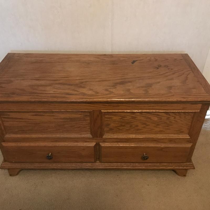 Handmade wooden Hope Chest for sale in Gatesville, TX 5miles Buy and Sell