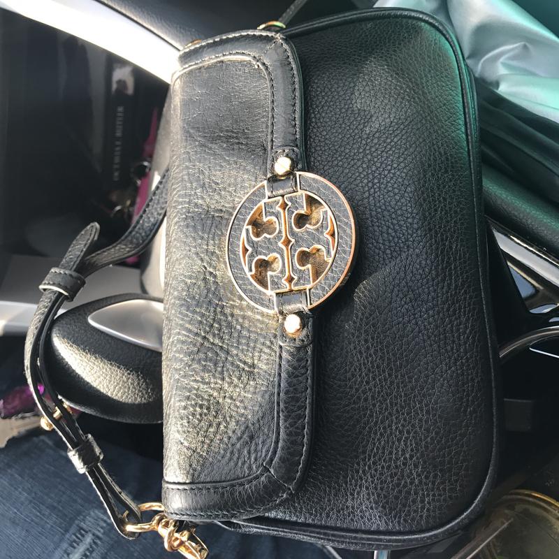Tory burch crossbody for sale in Round Rock, TX 5miles Buy and Sell