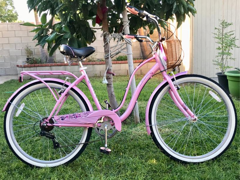 schwinn women's lulu 26 cruiser bike