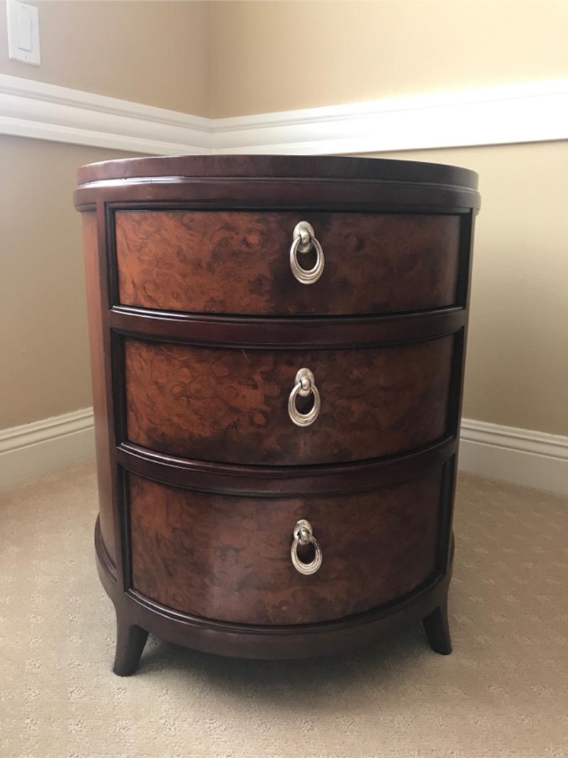 Thomasville end table for sale in Thousand Oaks, CA 5miles Buy and Sell