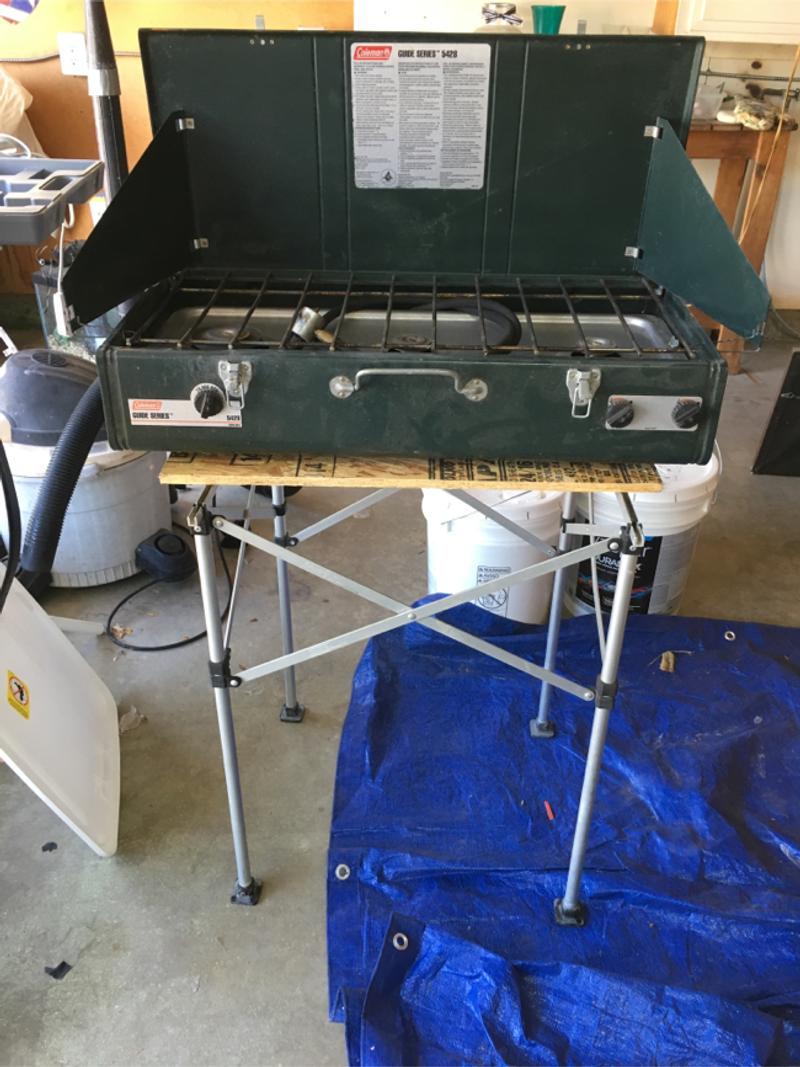 Coleman Guide Series 5428 propane three burner stove for sale in Laguna