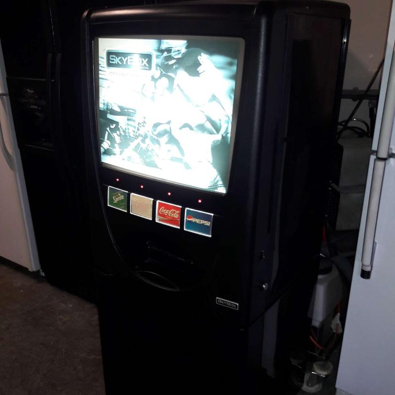Maytag skybox vending machine for sale in Northridge, CA 5miles Buy