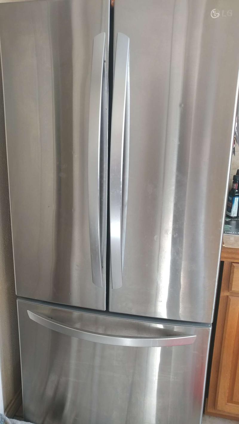 LG stainless steel refrigerator for sale in Princeton, TX 5miles Buy