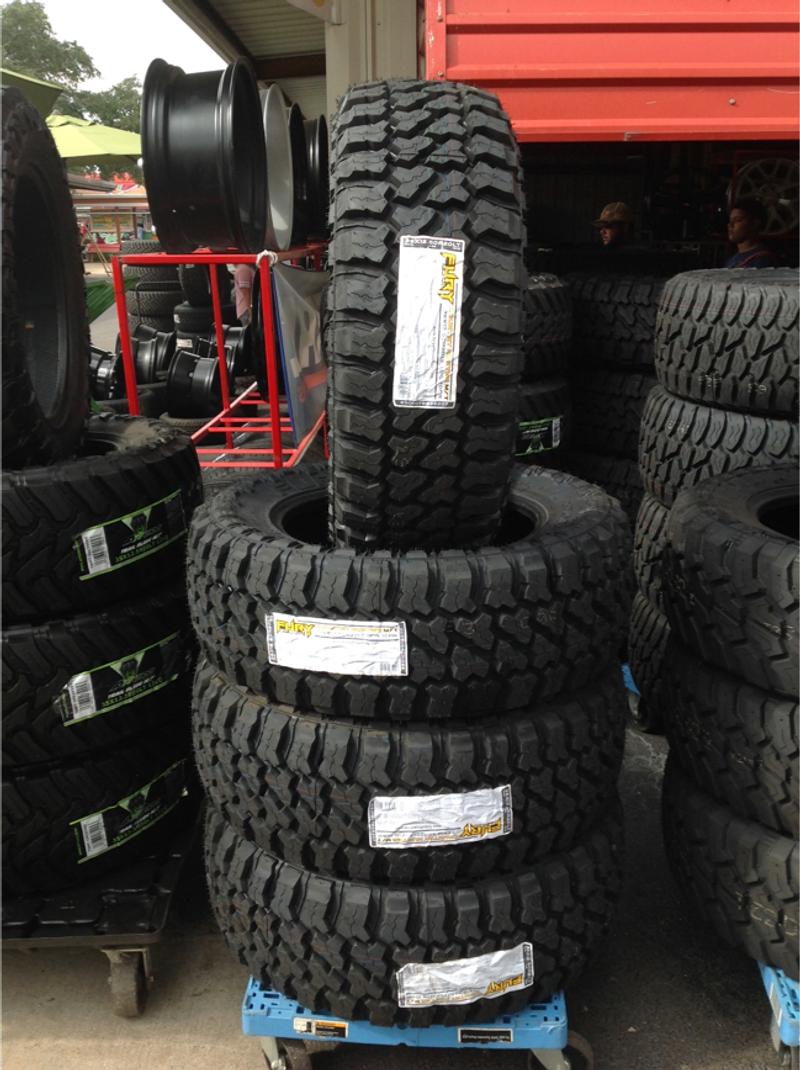 35x12.5x20 Fury Country Hunter MT Tires Set for sale in Grand Prairie