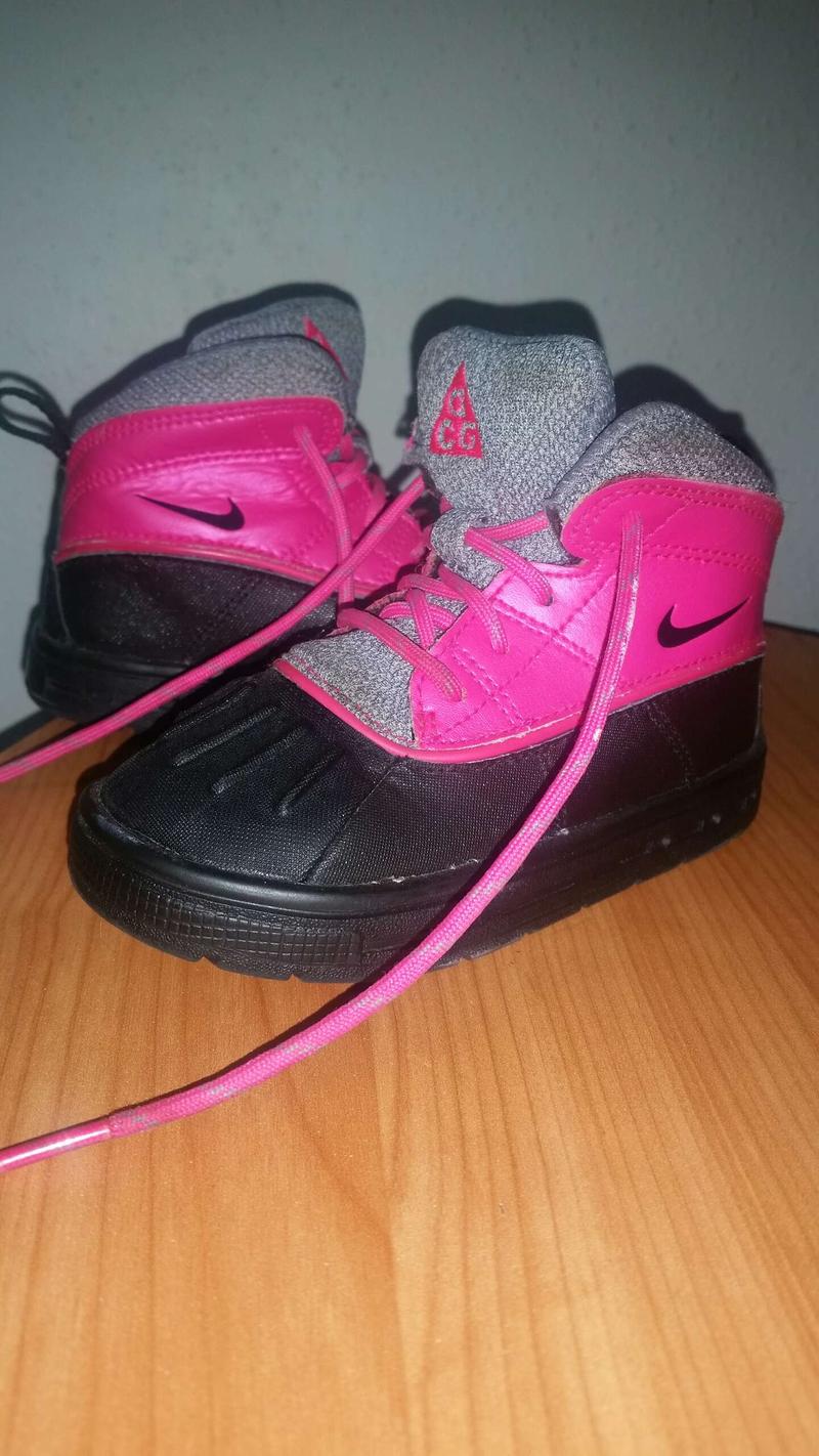 Zapatos Nike para niña talla 8C for sale in Houston, TX - 5miles: Buy and  Sell