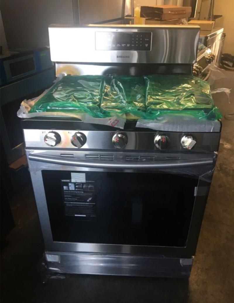 New Samsung 5 Burner Gas Stove for sale in Los Angeles, CA 5miles Buy and Sell