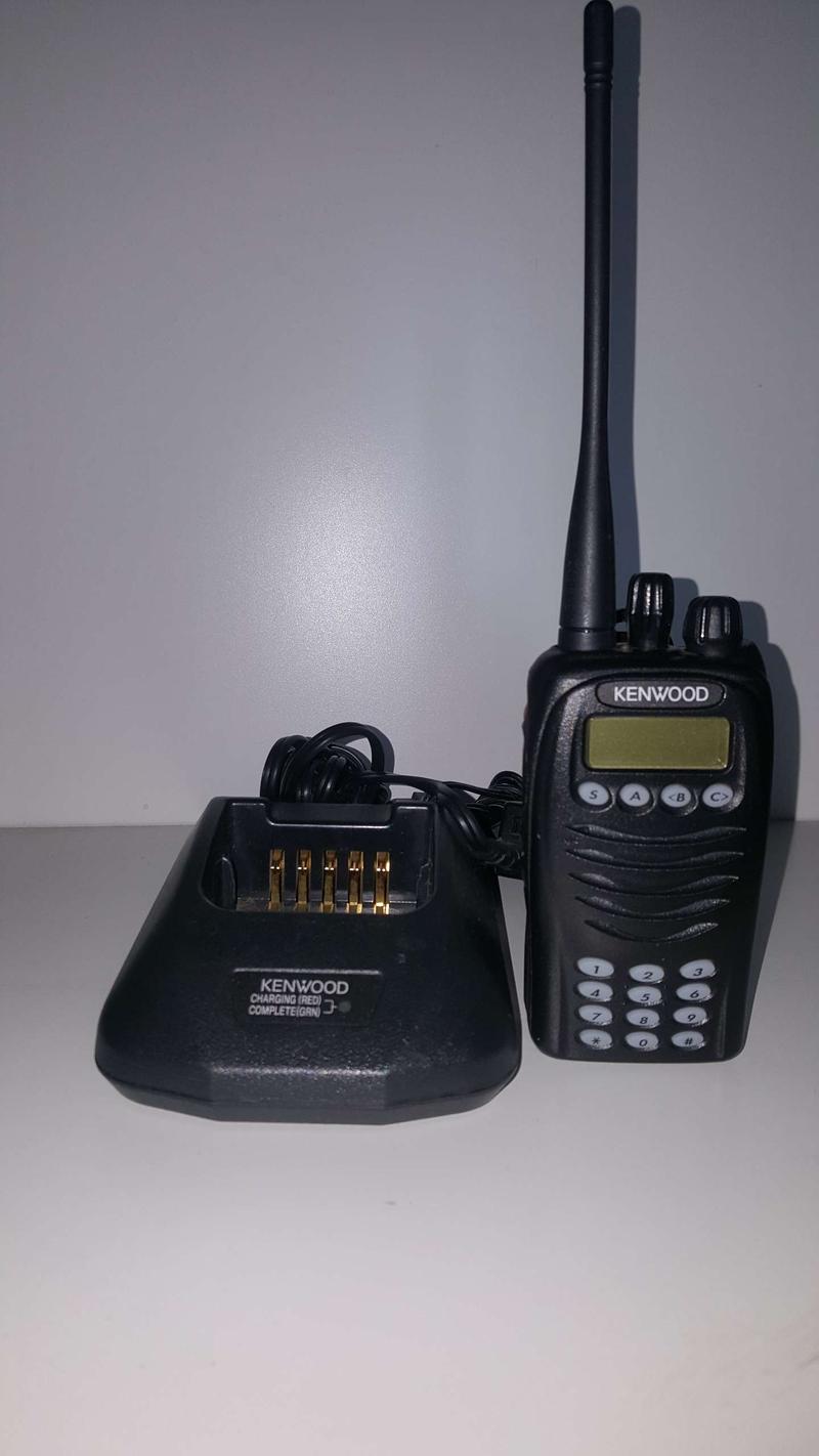 Kenwood tk 3170k4 for sale in Los Angeles, CA 5miles Buy and Sell