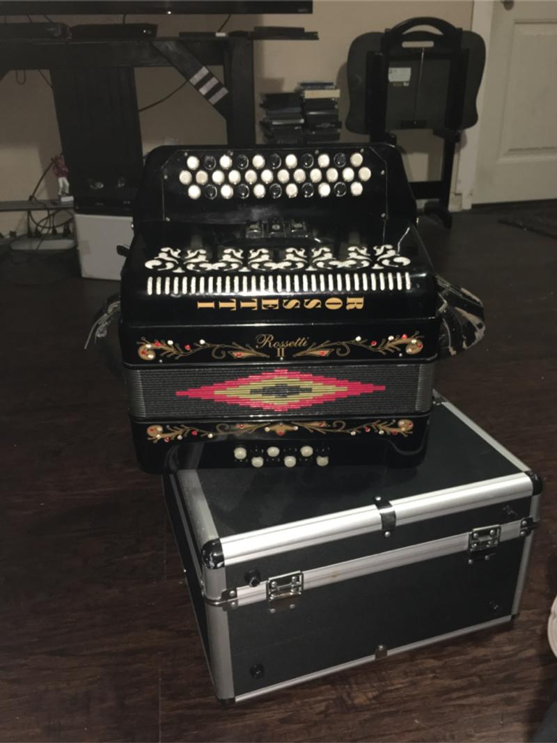 Rossetti accordion/acordeon for sale in Dallas, TX 5miles Buy and Sell