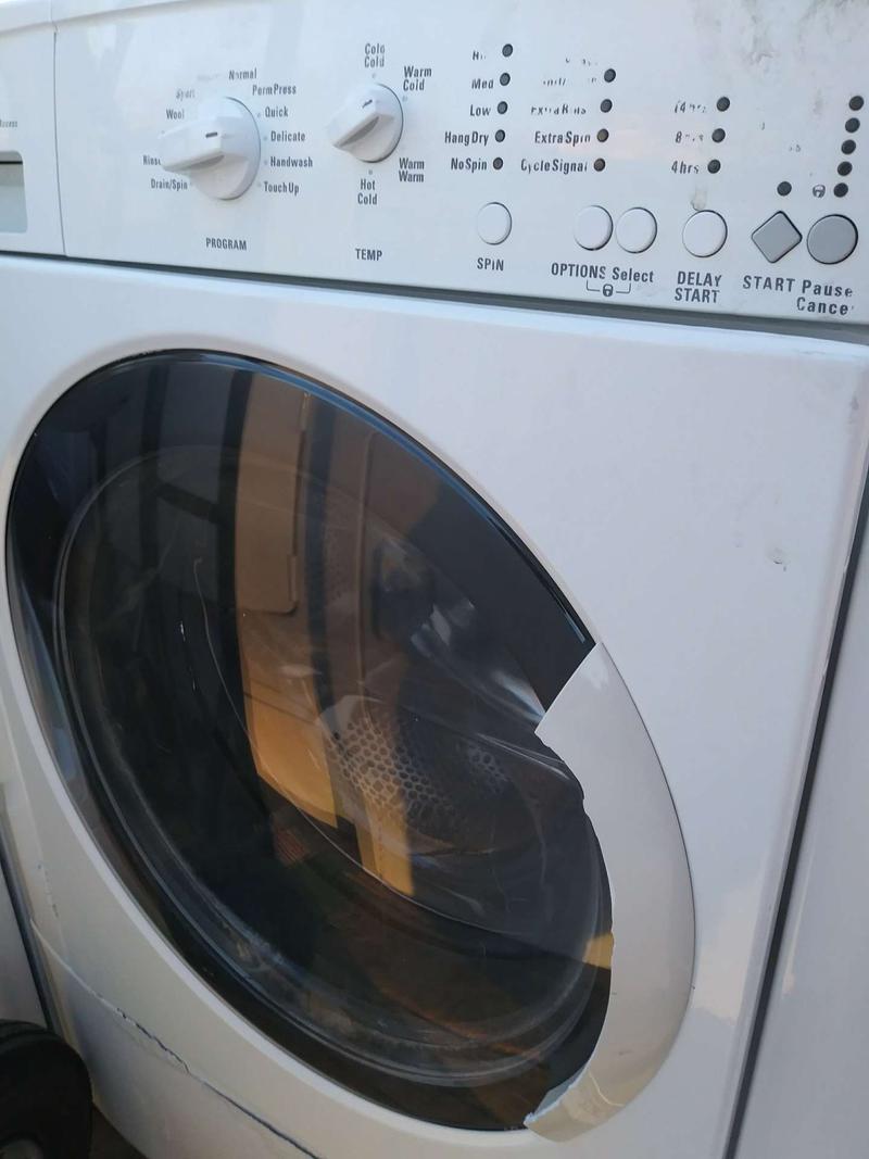 Matching front load washer and dryer 2015 model made by Kenmore works