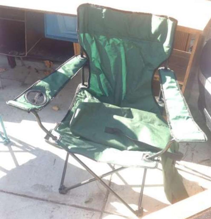 Green folding chair for sale in Palmdale, CA 5miles Buy and Sell