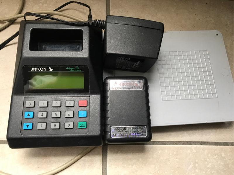 UNIKON PIGEON ELECTRONIC CLOCK, PIGEON RACING UNICON for sale in