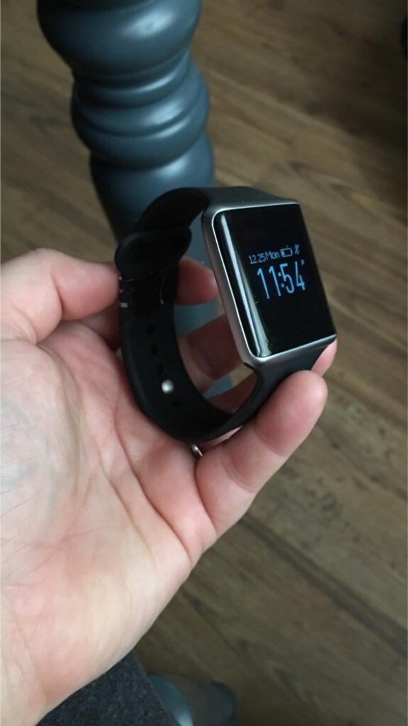 Vivitar fitness tracker for sale in Fall River, MA 5miles Buy and Sell