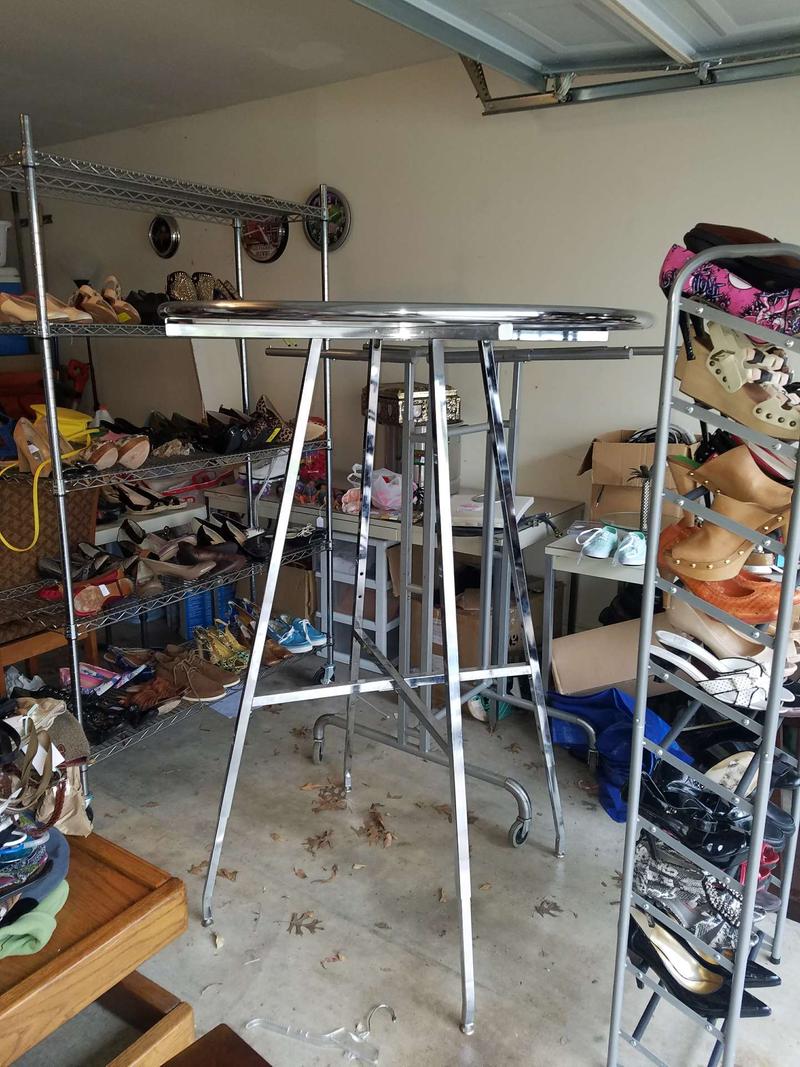 3 clothing racks for sale in Round Rock, TX 5miles Buy and Sell