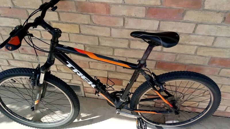 trek checkpoint gravel bike 2023