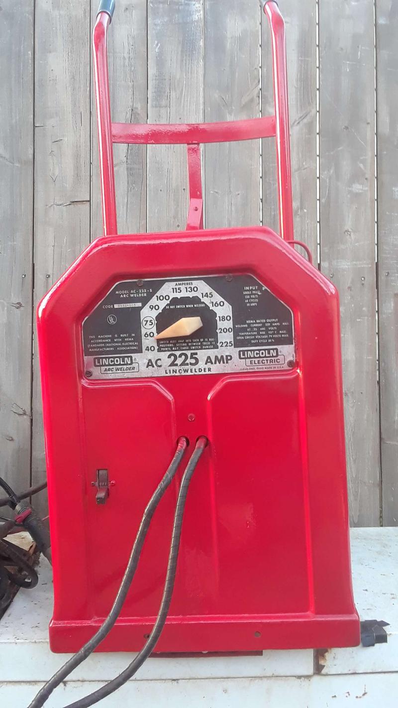 Lincoln welding machine for sale in North Richland Hills, TX 5miles