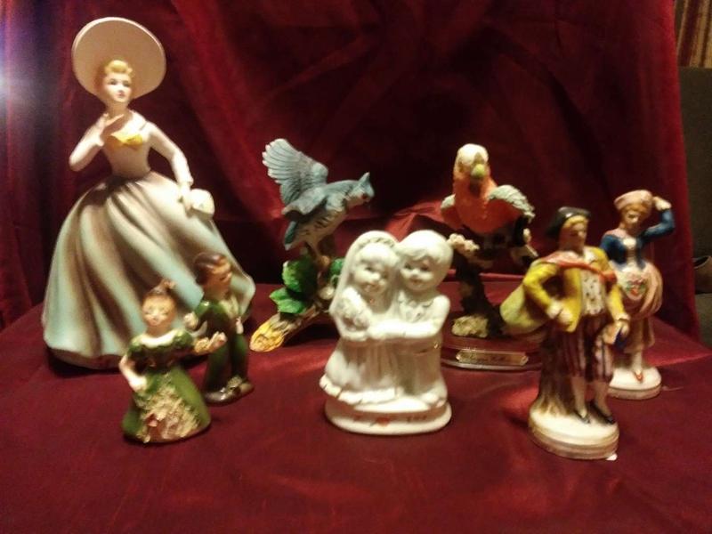 Vintage figurines for sale in Waxahachie, TX 5miles Buy and Sell