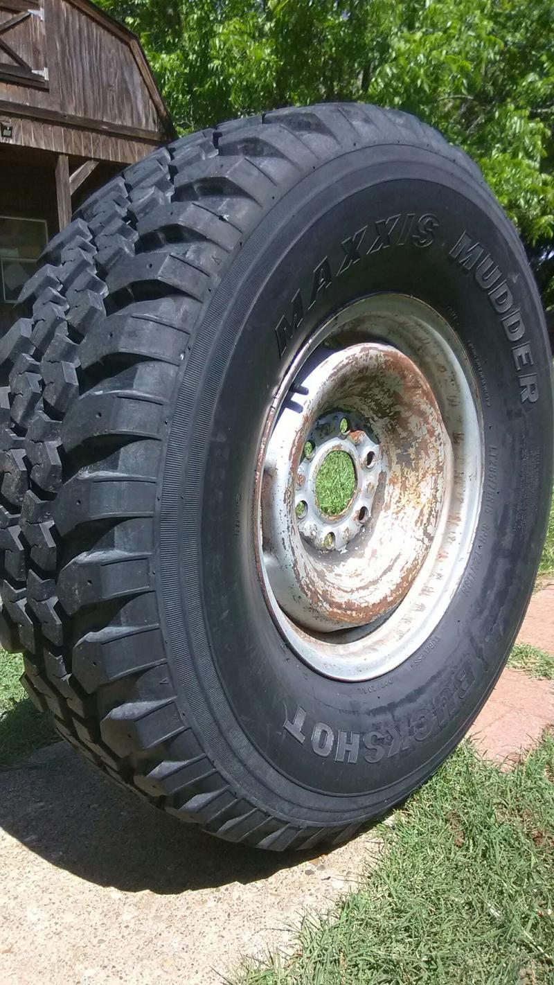 285 75r16 Maxxis Tire Rim For Sale In Hillsboro Tx 5miles Buy And Sell