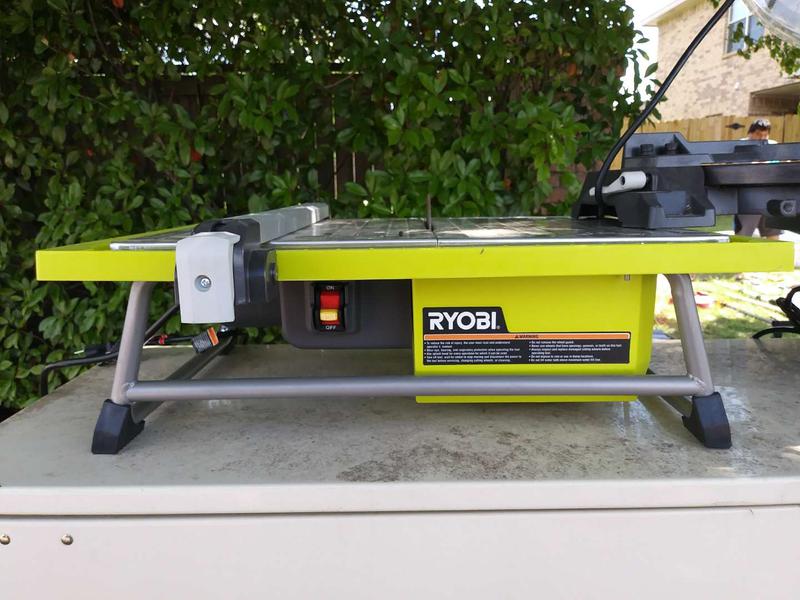 Ryobi 7 in wet tile saw for sale in Carrollton, TX - 5miles: Buy and Sell