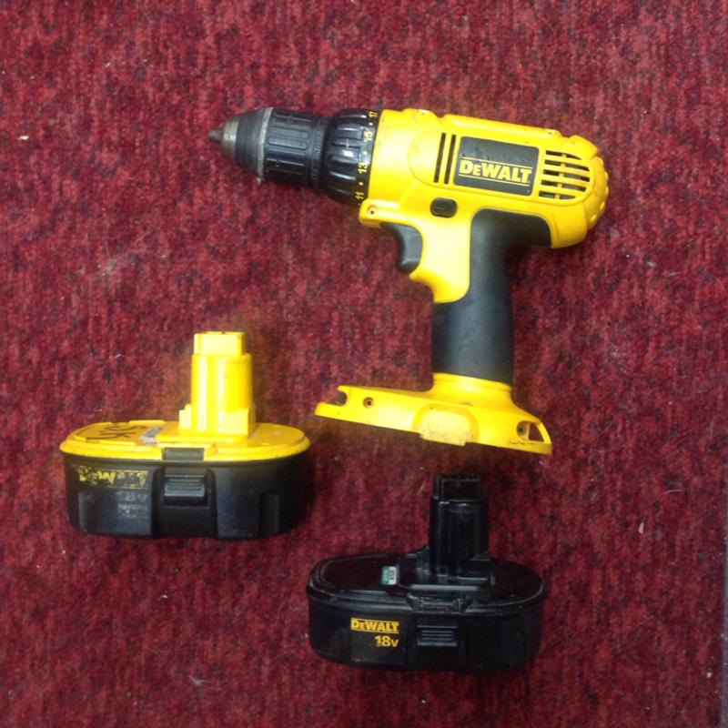 Dewalt Cordless Drill with 2 18v Batteries for sale in Elk Grove