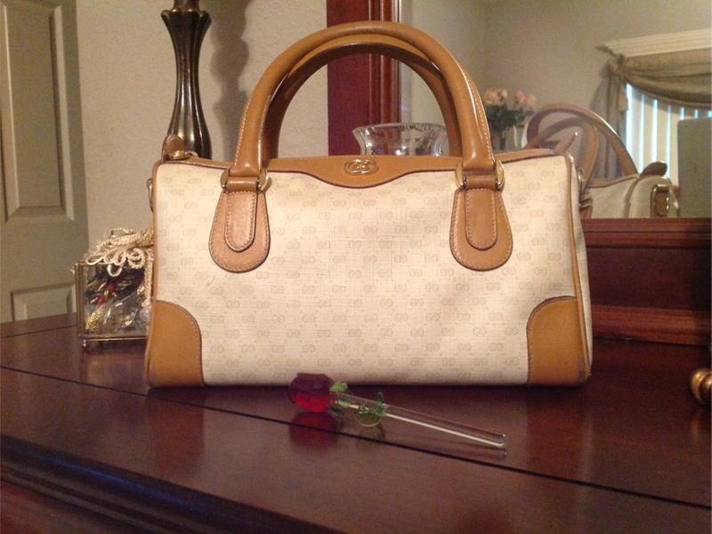 gucci ladies purse