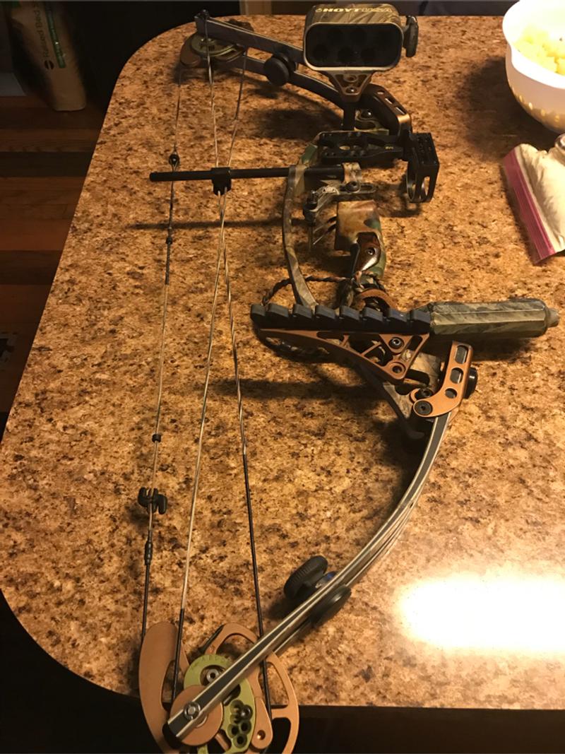 Hoyt razortec xt2000 for sale in Houston, TX 5miles Buy and Sell