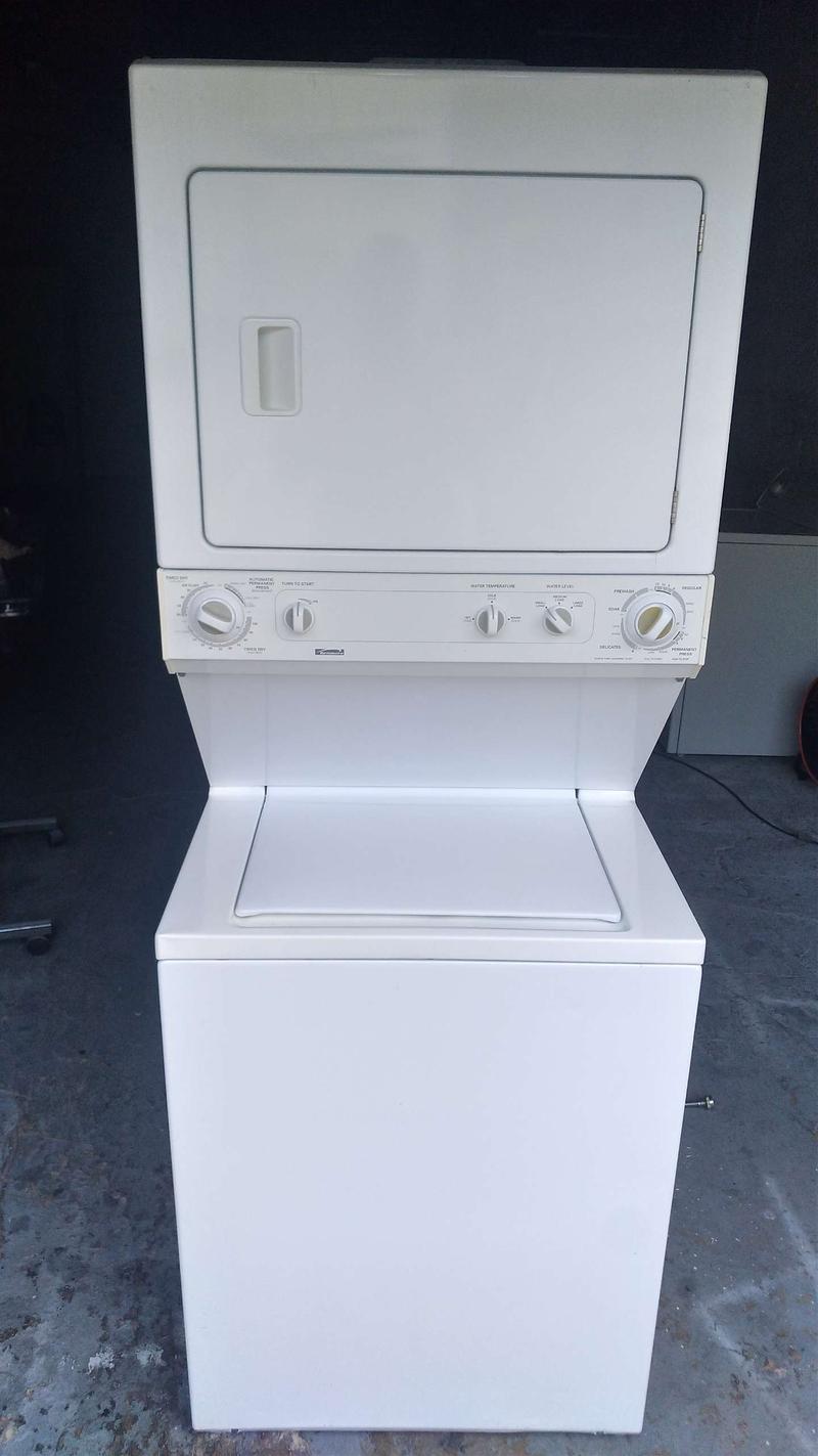 Lavadora Y Secadora Combo 27" Kenmore for sale in Miami, FL 5miles