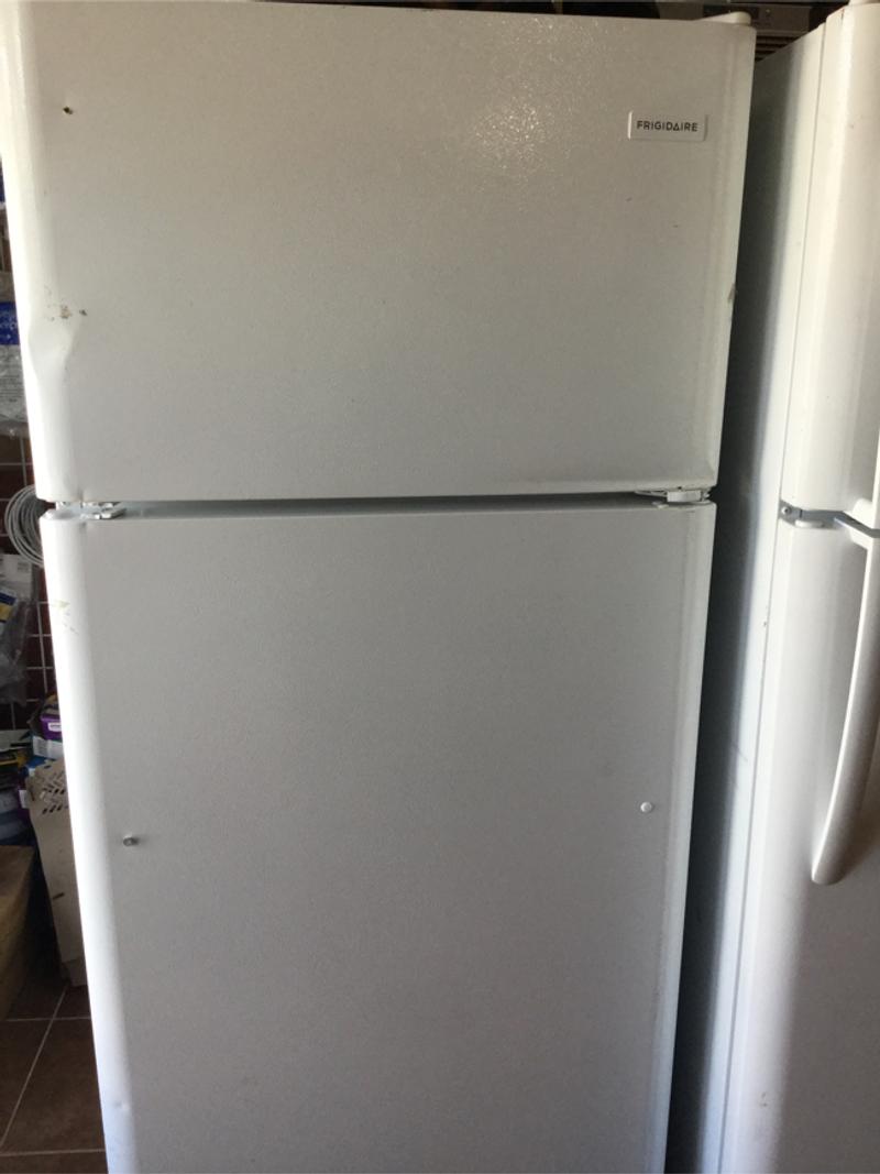 Frigidaire new from scratch and dent refrigerator top and bottom white