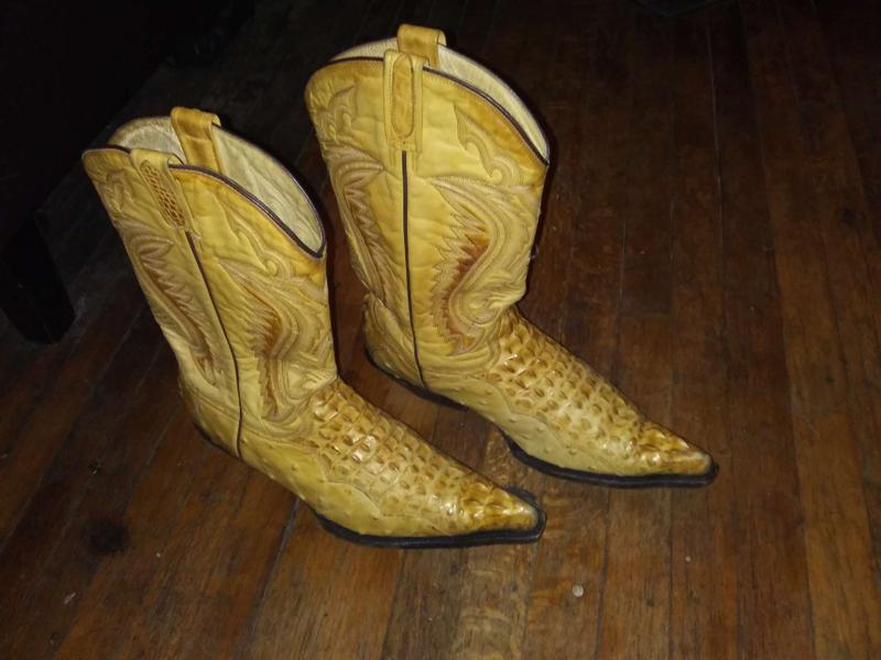 jaca alligator boots