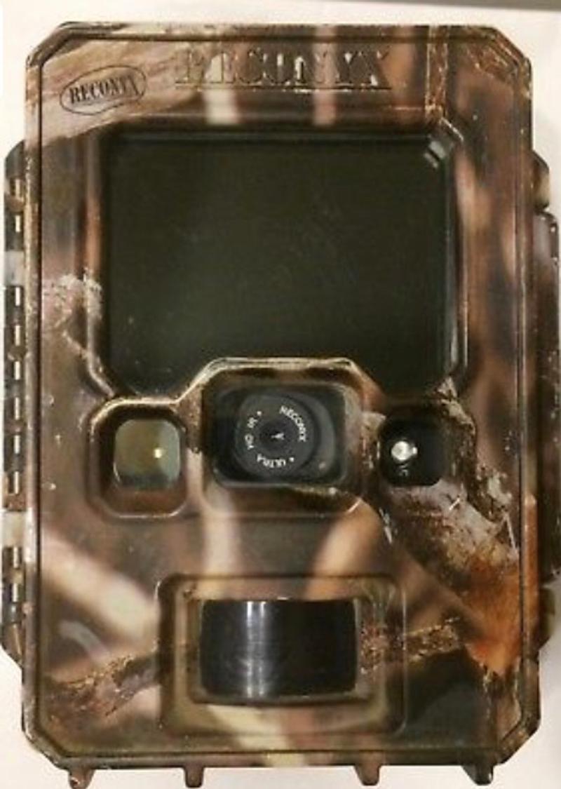 “LAST ONE LEFT “ Reconyx HC600 Hyperfire No Glow High Output IR Game