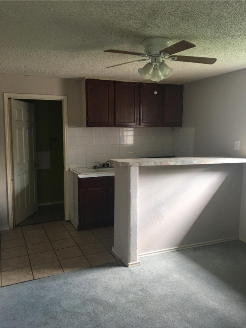 House for rent Apartment 2 BR 1 BA for sale in Texas, TX 5miles Buy