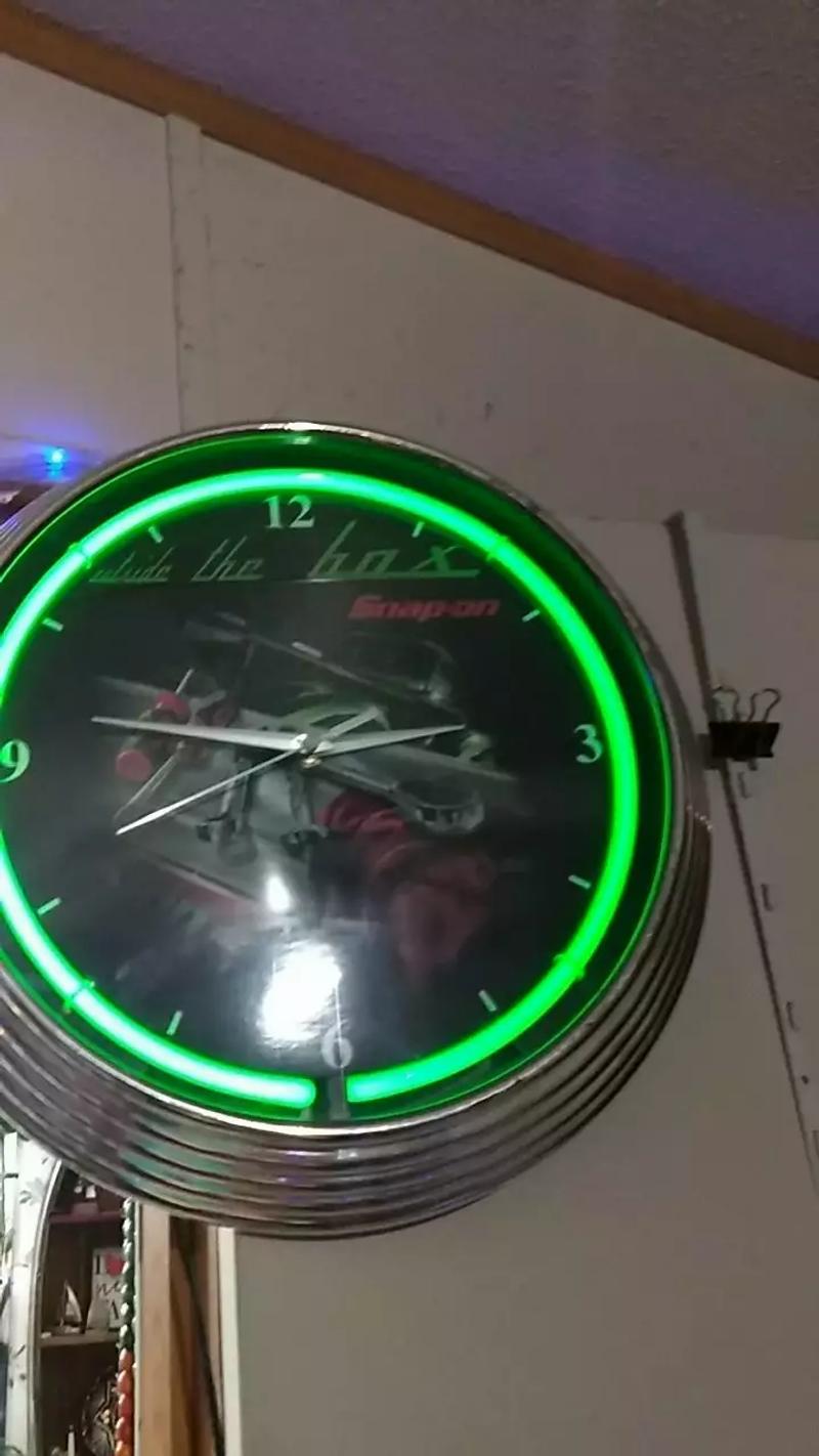 Snapon Tools Neon lights for sale in Sanger, TX 5miles Buy and Sell