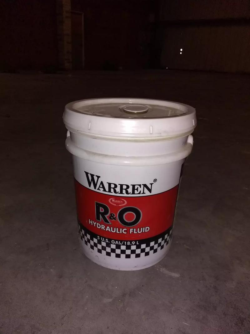 Warren R&O hydraulic fluid 5 gallon for sale in Houston, TX 5miles