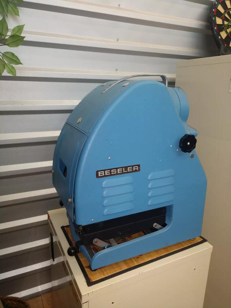 Vintage Beseler VuLyte II Antique Opaque Projector Art Image Transfer