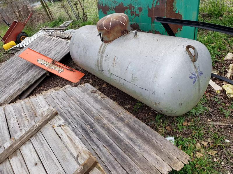 250gallon propane tank for sale in Dallas, TX 5miles Buy and Sell
