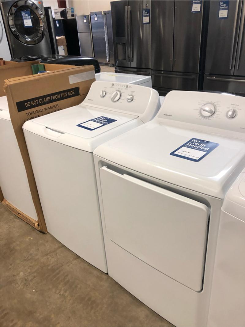 New GE Hotpoint Washer and Dryer Set for sale in Pasadena, TX 5miles