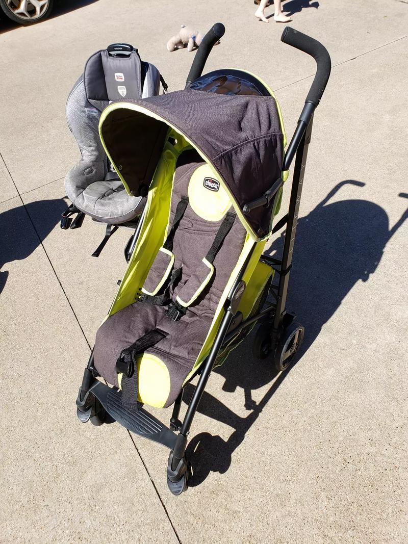 Chicco stroller, britax car seat, car seat for sale in Crowley, TX