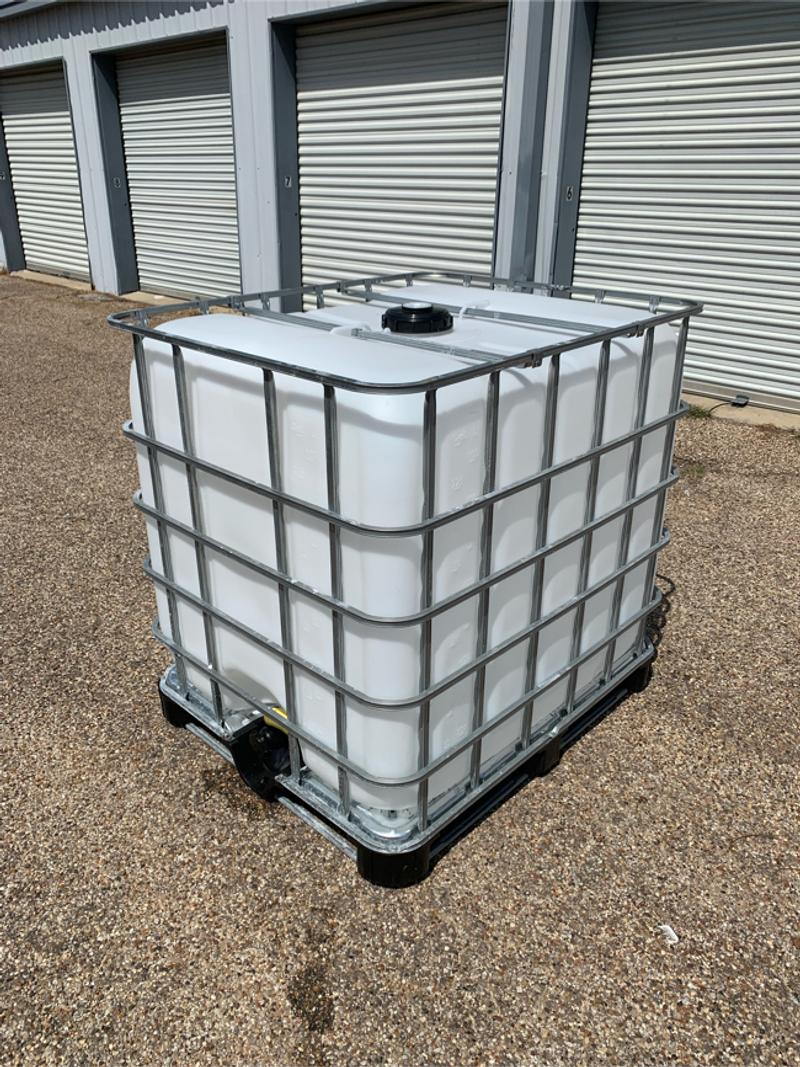 Water Tank IBC Tote Totes 275 Gallon Liquid Bulk Containers for sale in