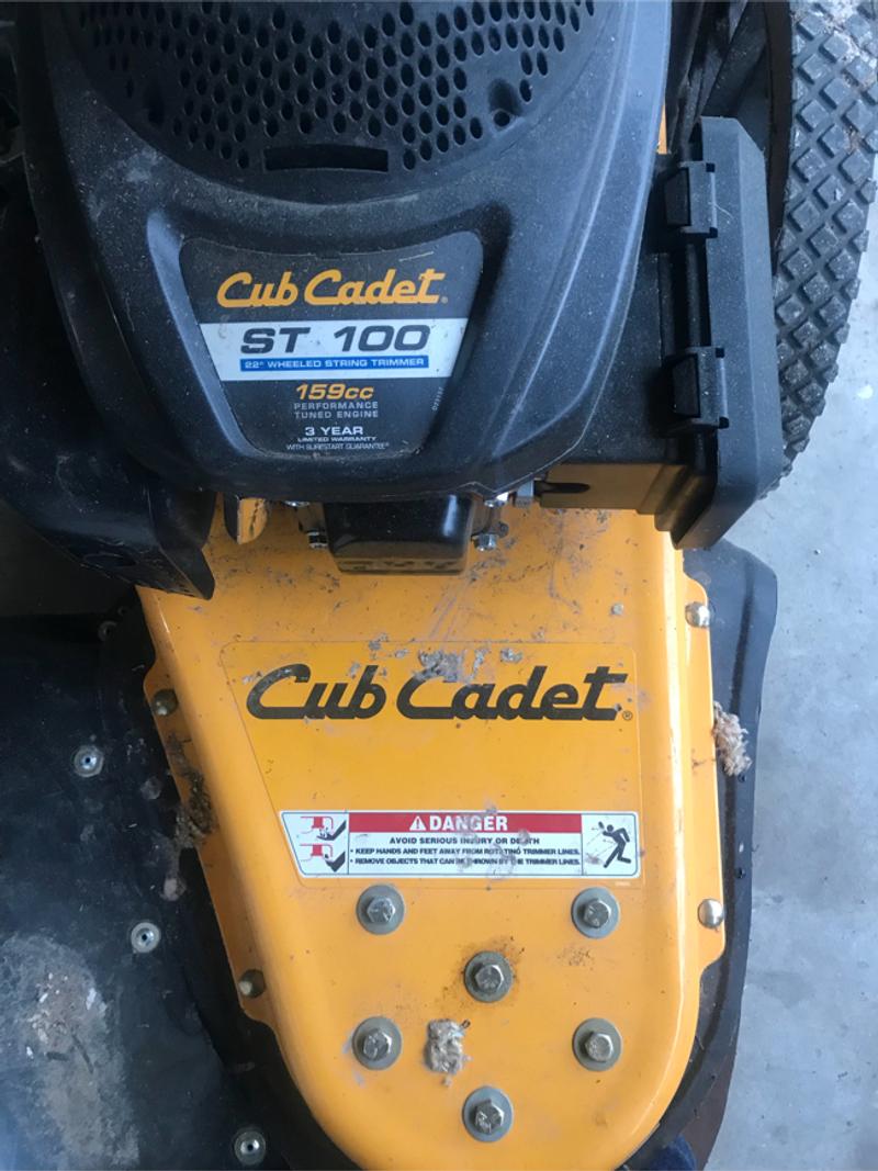 Cub cadet st 100 159cc string trimmer for sale in Corsicana, TX