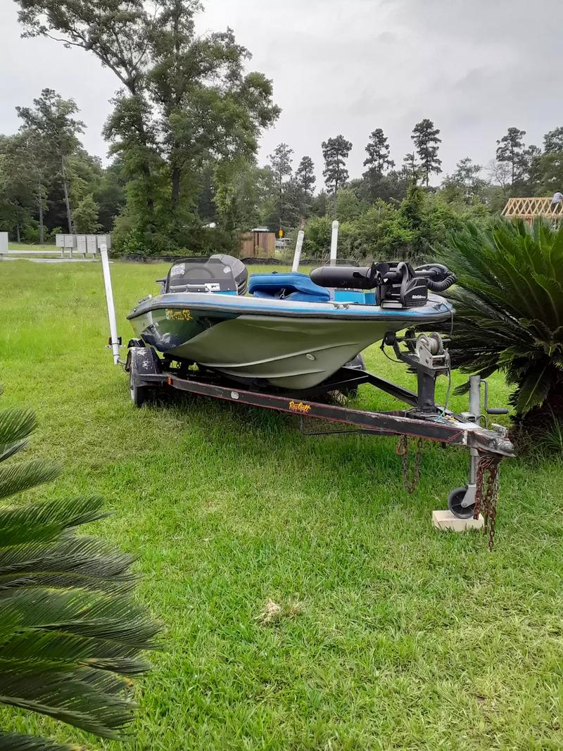 Bass boat for sale in Conroe, TX - 5miles: Buy and Sell
