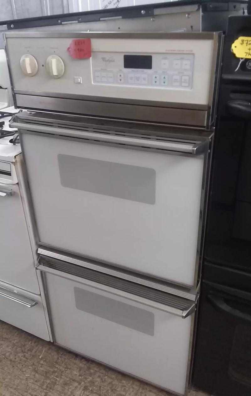 24 inch double wall oven for sale in Keller, TX 5miles Buy and Sell