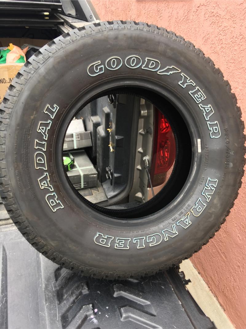 Brand new tire,235/75/R15 A /T for sale in Los Angeles, CA 5miles Buy and Sell