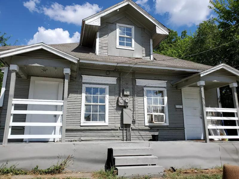 House for rent Duplex 2 br 1 ba for sale in Dallas, TX 5miles Buy